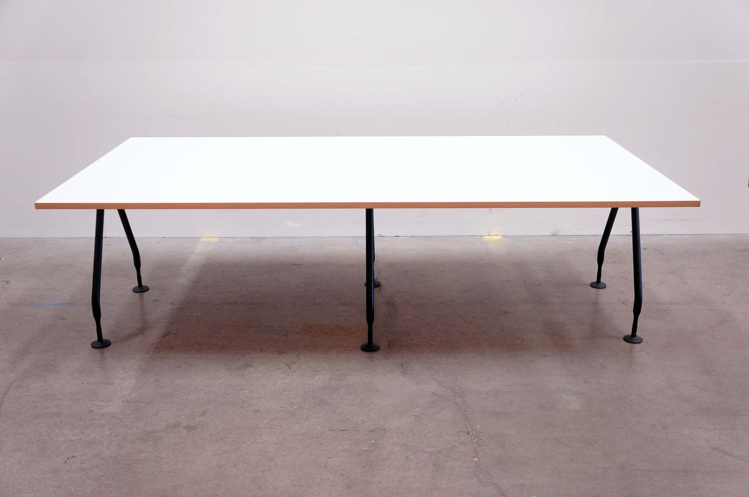 Vitra AdHoc Meeting Table Vitra AdHoc Meeting Table