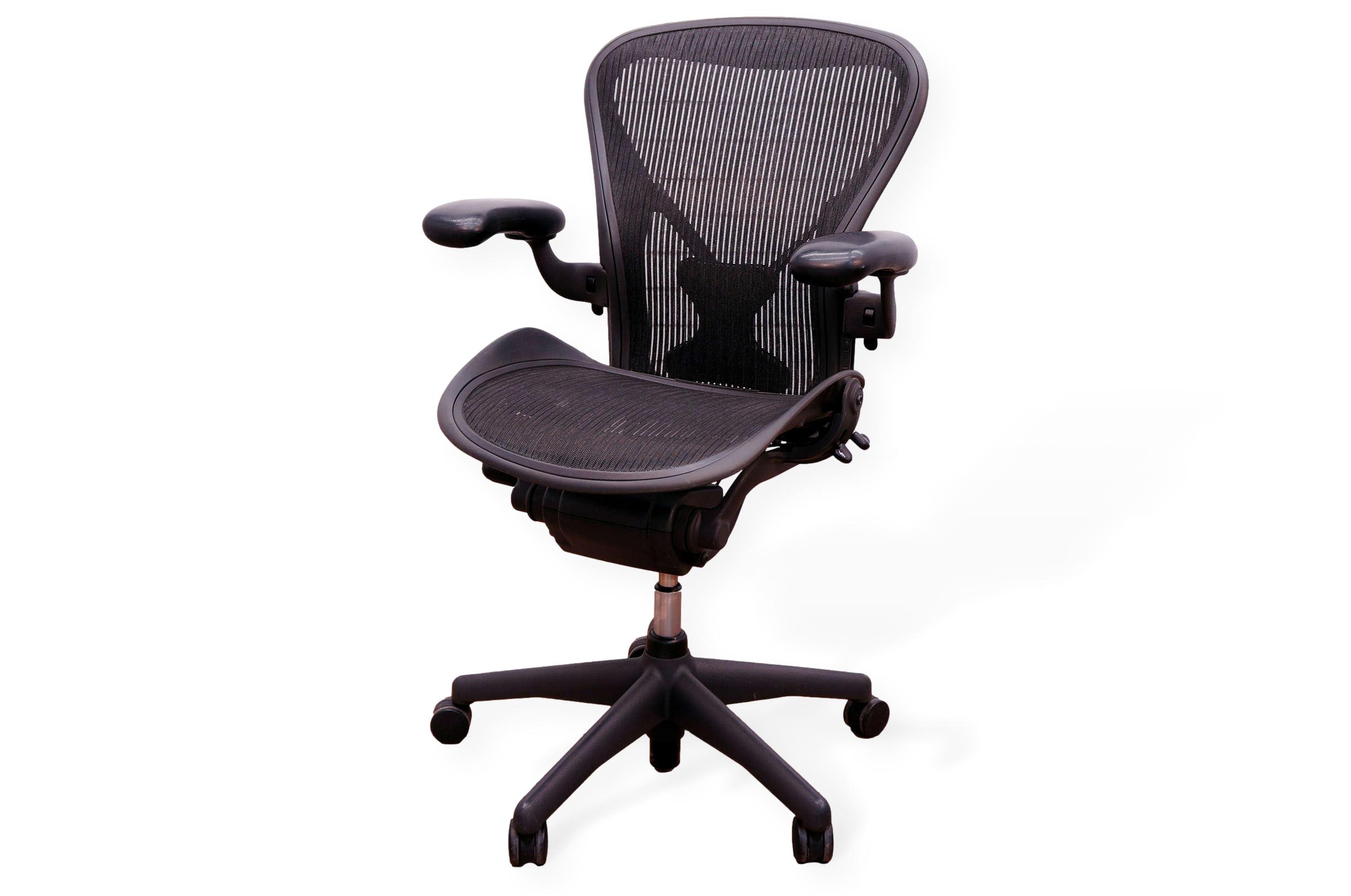 Herman Miller Aeron Refurbished Herman Miller Aeron Classic Size B Refurbished with Posturfit