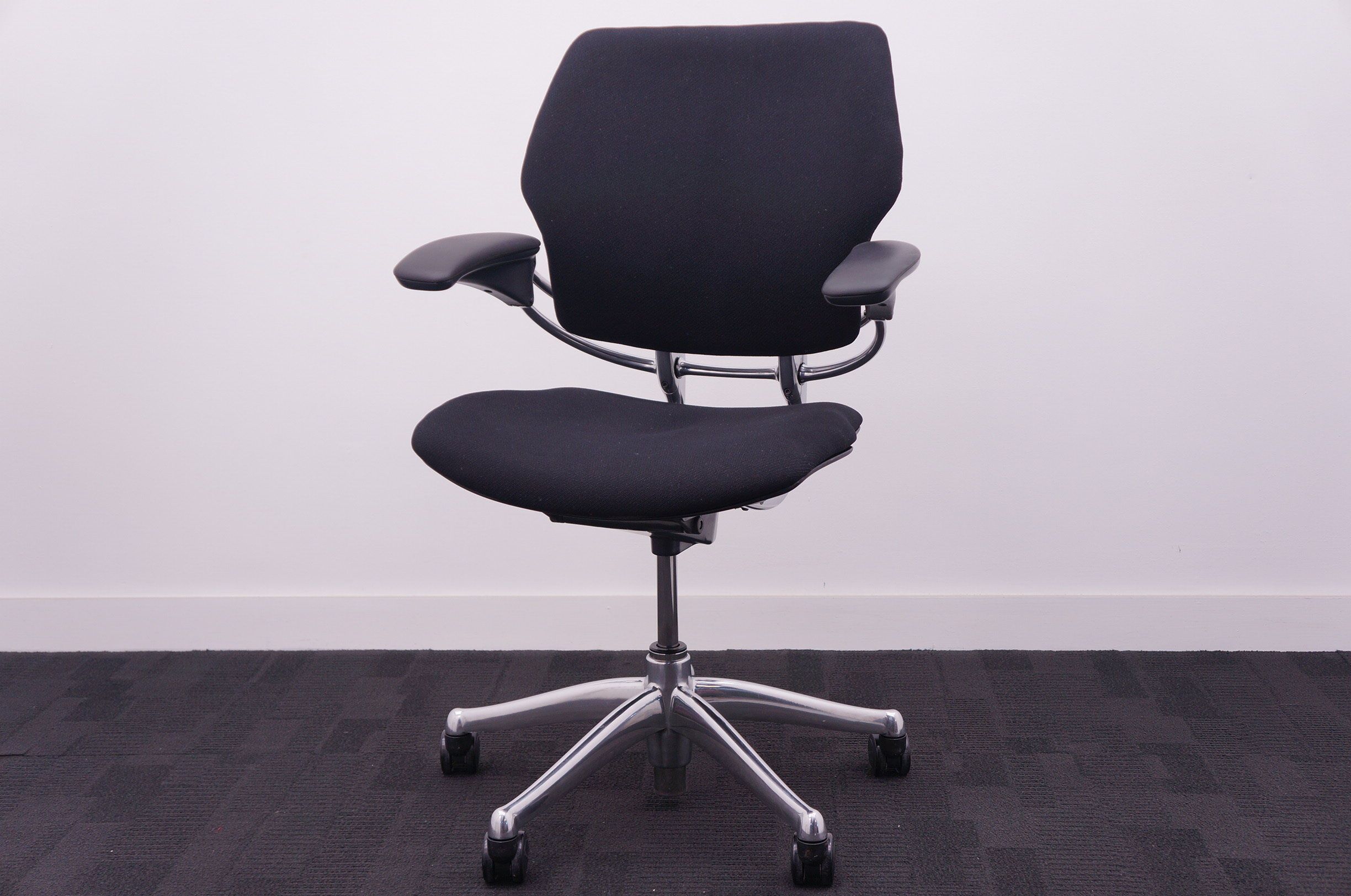 Humanscale Freedom Low Back Task Chair Chrome Humanscale Freedom Low Back Task Chair Chrome